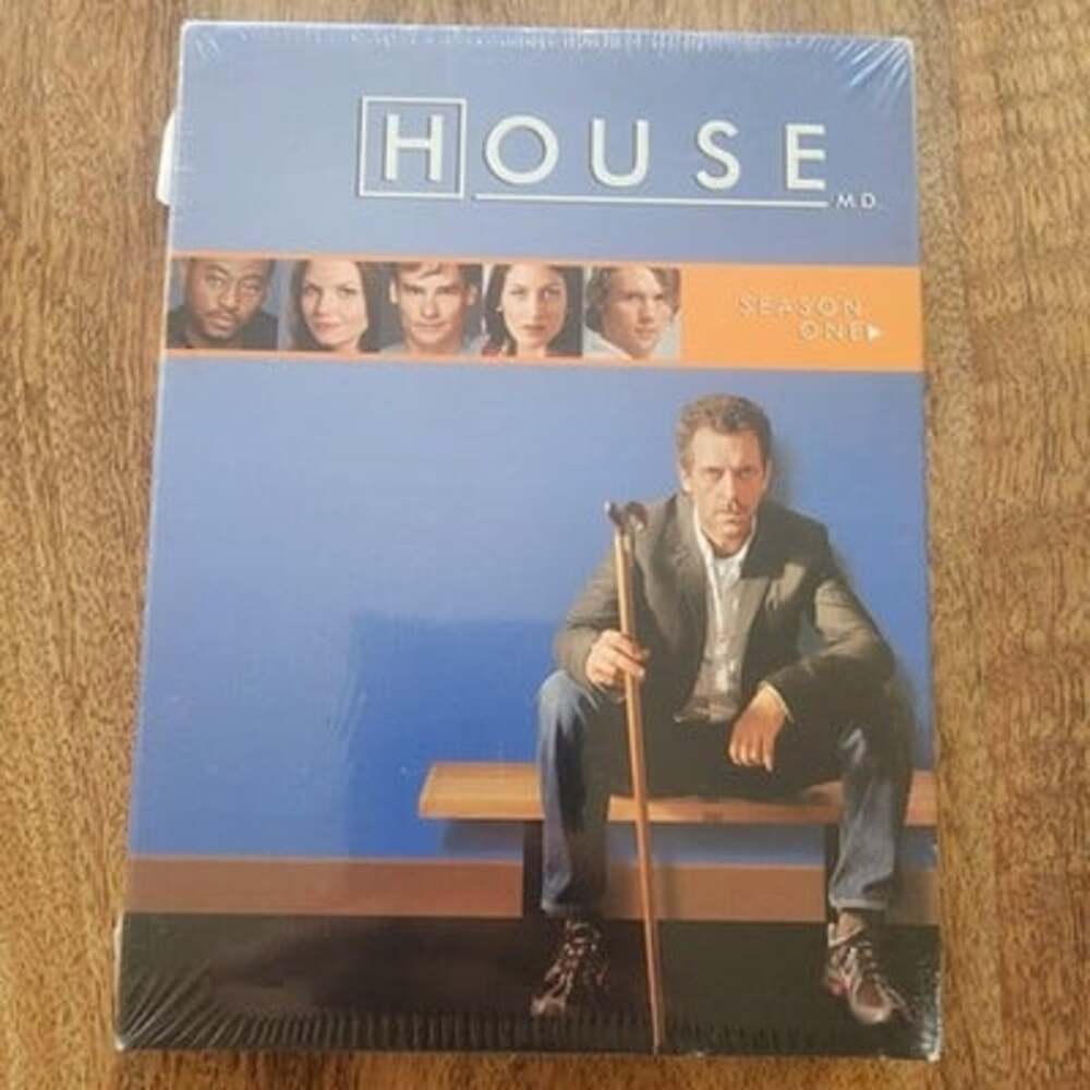 House M.D. Season 1 DVD Set Brand New Sealed Medical Drama Hugh Laurie Complete